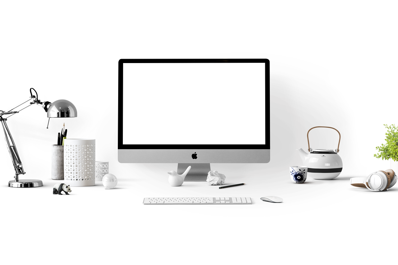 Cozy, multi-functional flex room for remote work. Cozy, multi-functional flex room for remote work.