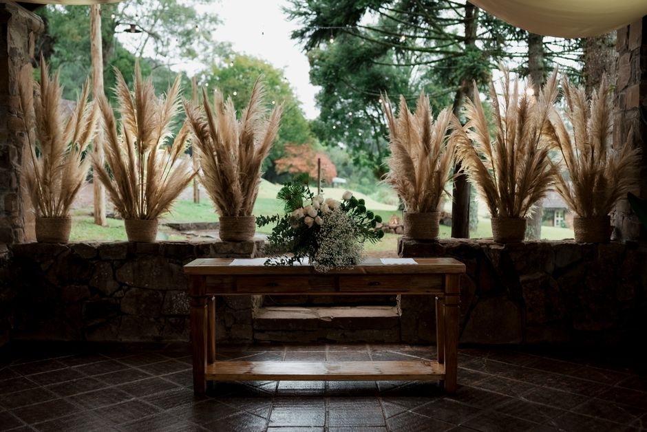 Neutral-toned vase with pampas grass display